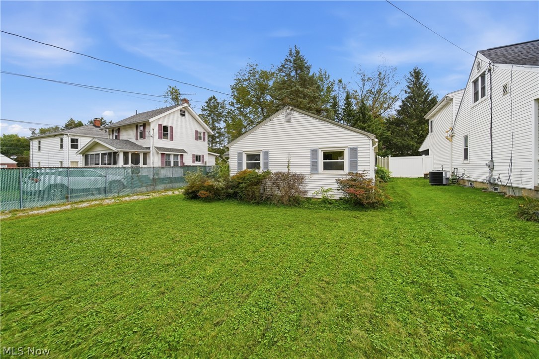 155 Hawk Avenue Property Photo 16