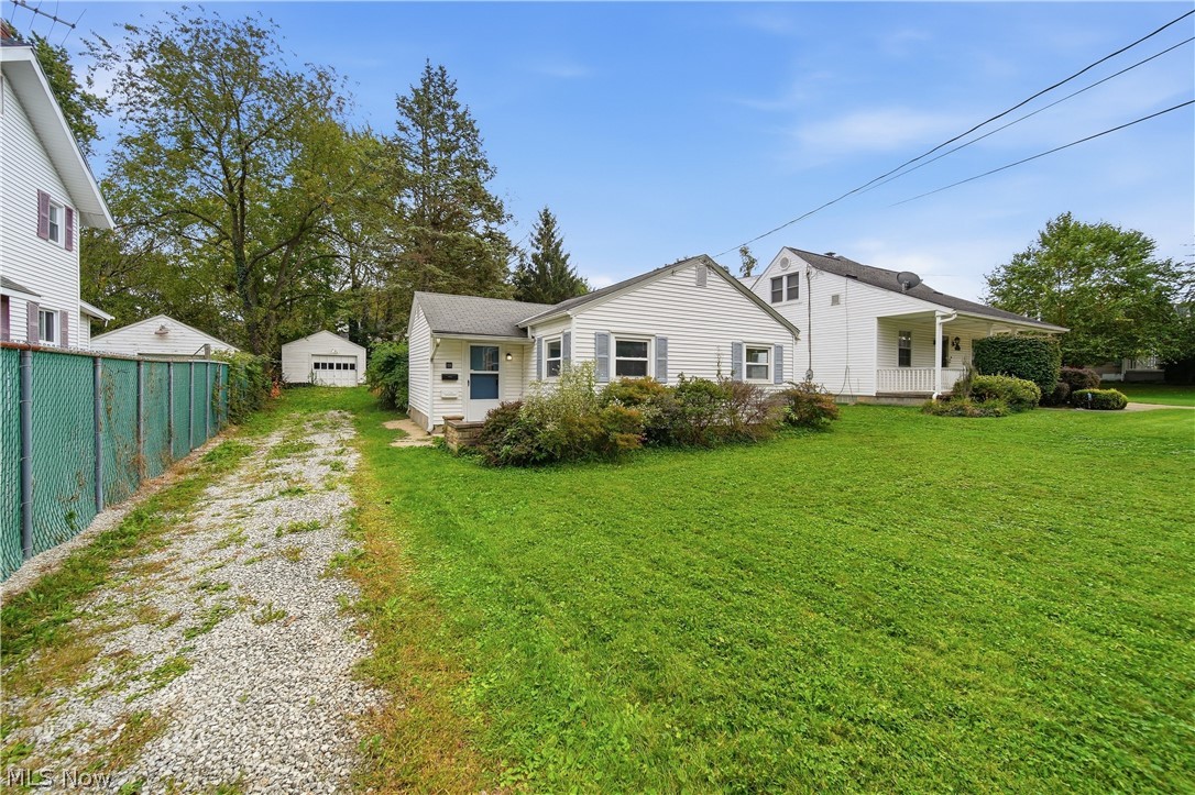 155 Hawk Avenue Property Photo 19