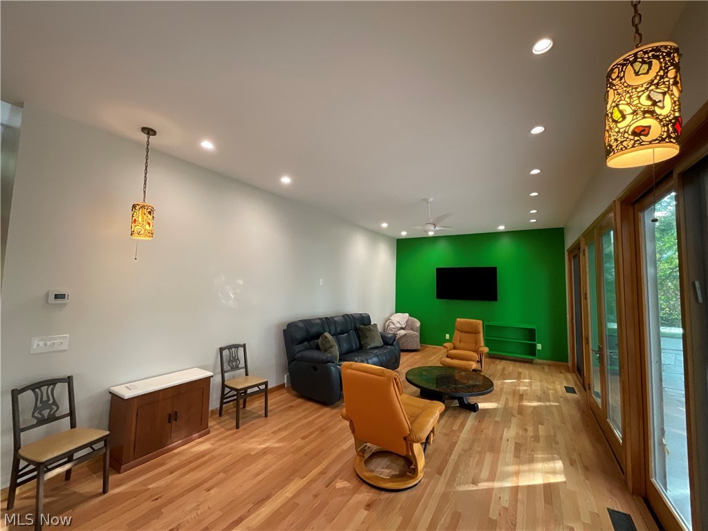 5249432 Property Photo 5