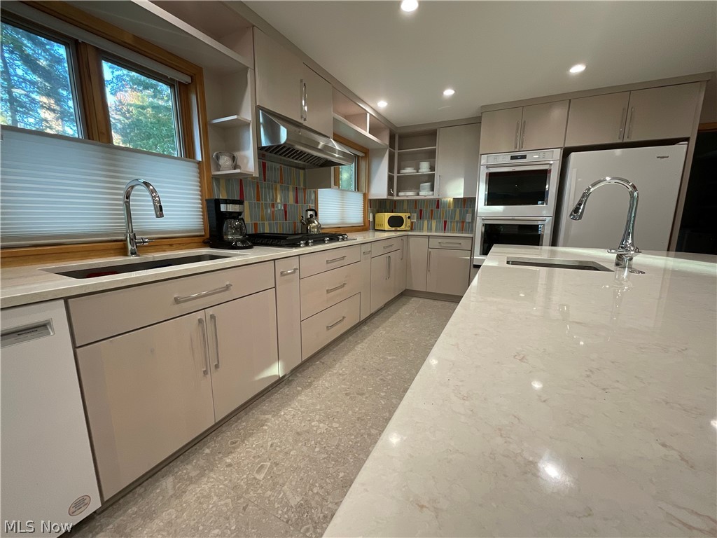 5249432 Property Photo 9