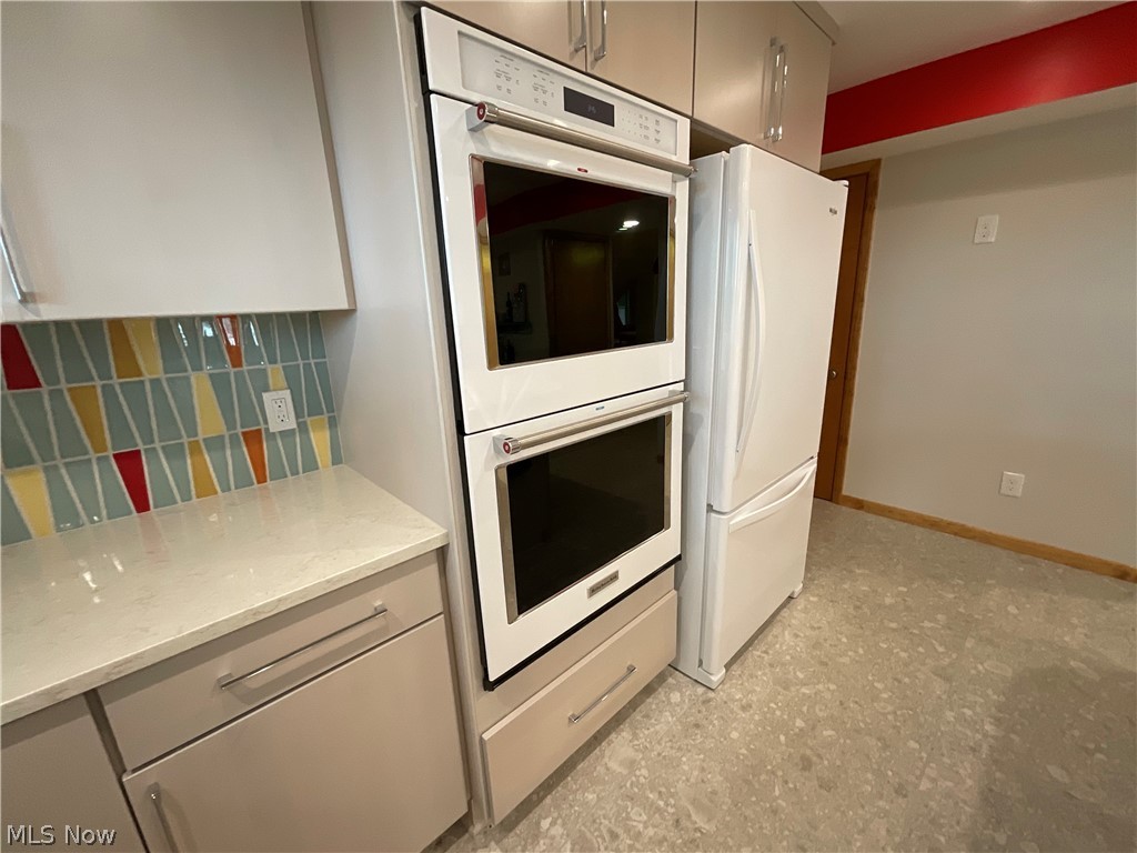 5249432 Property Photo 12