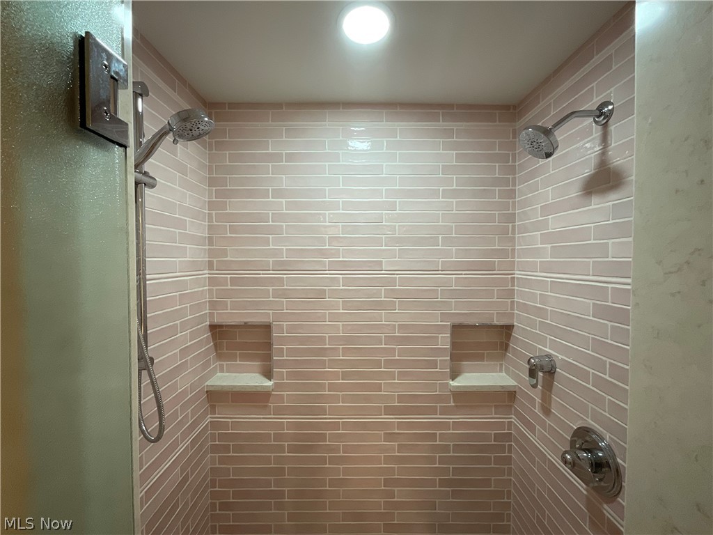 5249432 Property Photo 25