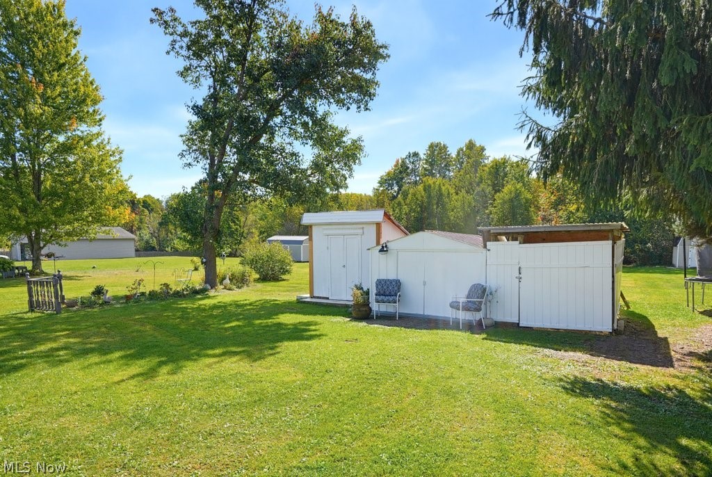 202 Hale Drive Property Photo 5