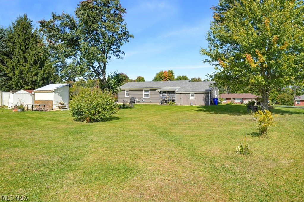 202 Hale Drive Property Photo 6