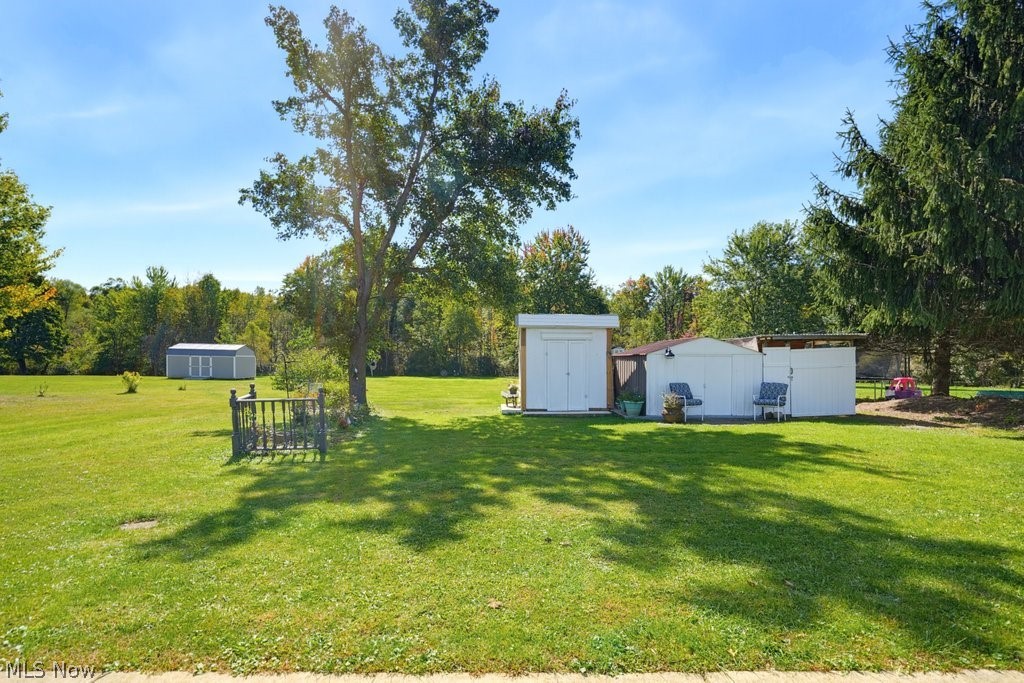 202 Hale Drive Property Photo 7