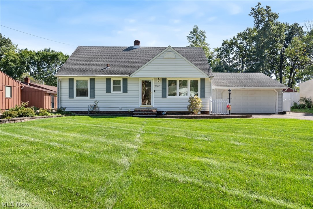 5987 Burns Road Property Photo