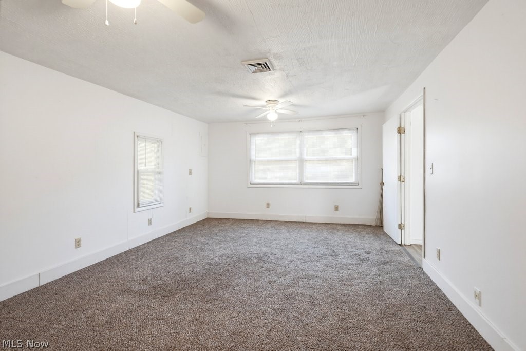 2456 Delaware Avenue Property Photo 11