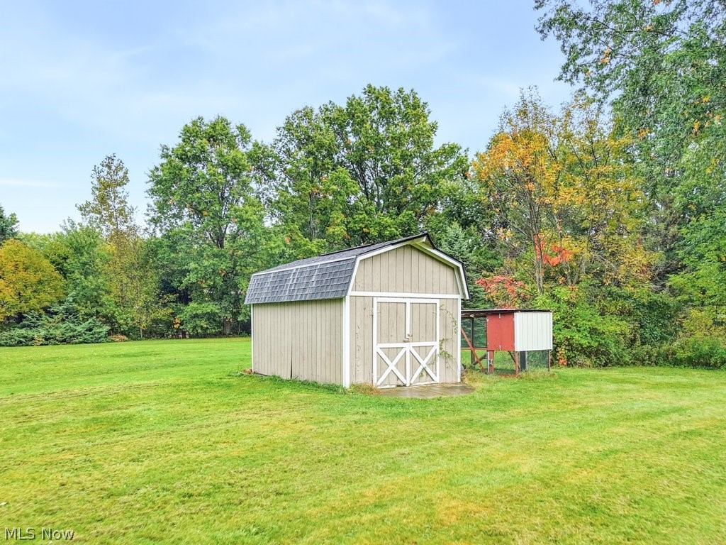 3882 State Route 43 Property Photo 6