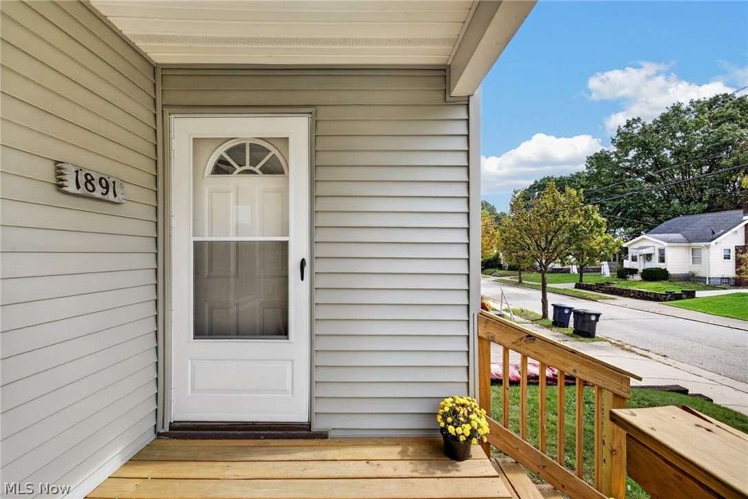 1891 Ford Avenue Property Photo 8