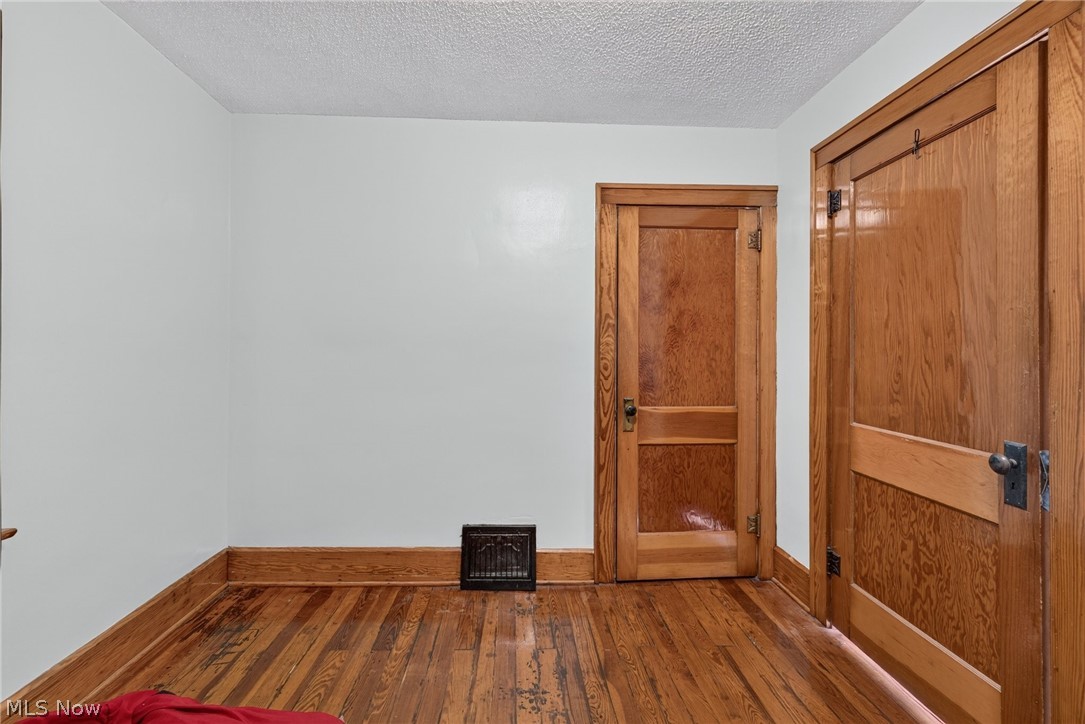 1891 Ford Avenue Property Photo 18