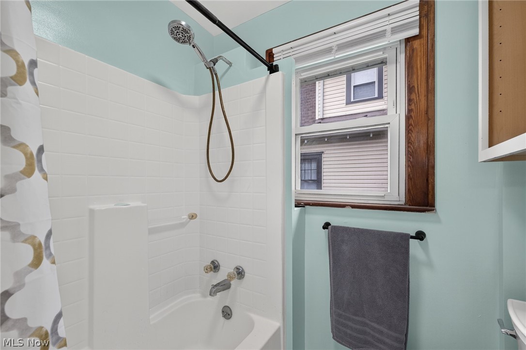 1891 Ford Avenue Property Photo 20