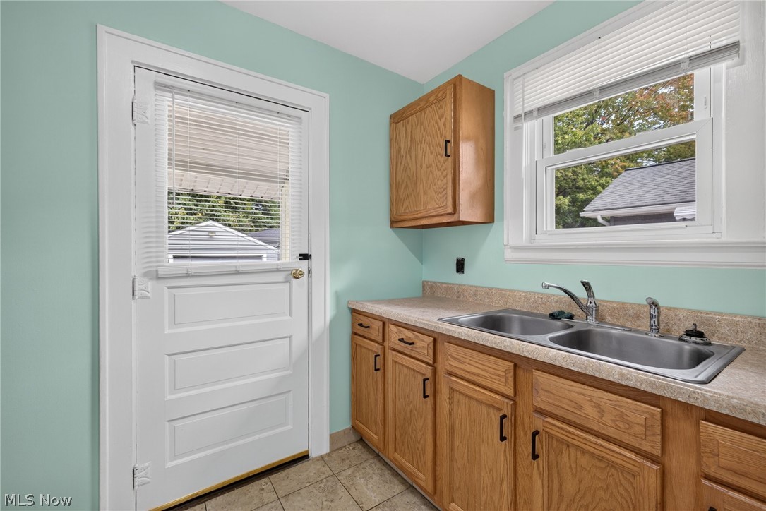 1891 Ford Avenue Property Photo 26