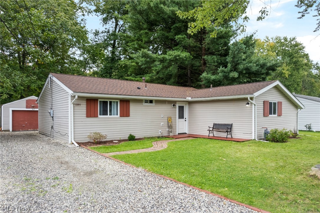 1395 Arcadia Road Property Photo 2