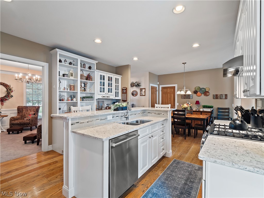 596 Longstreet Property Photo 13