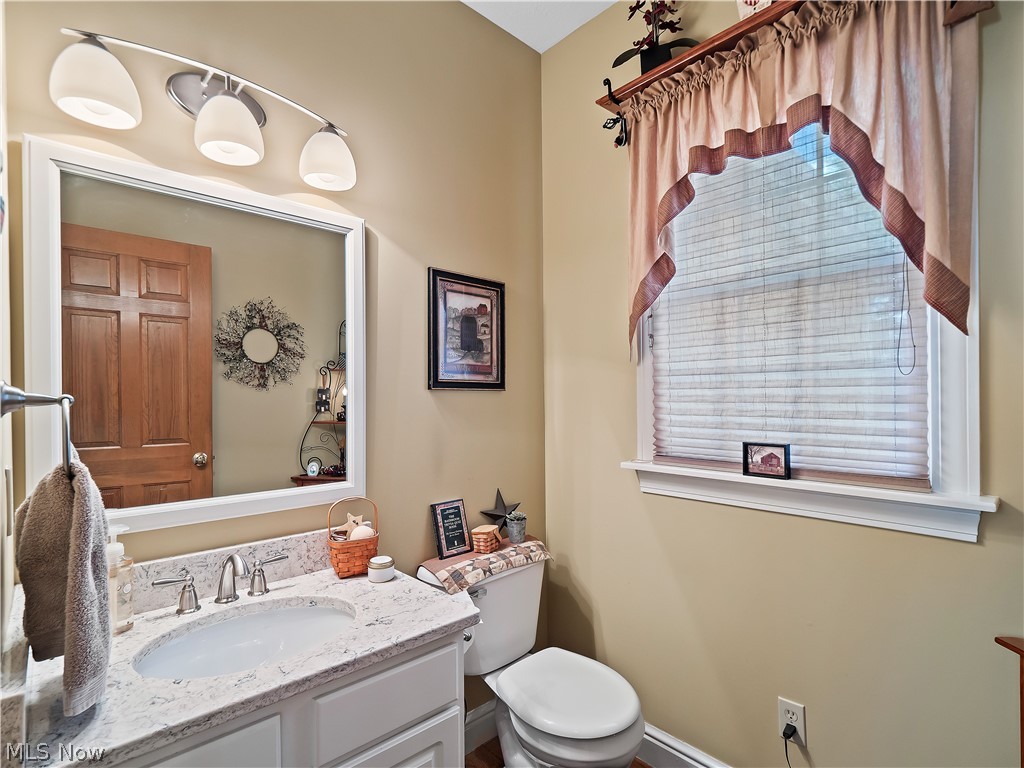596 Longstreet Property Photo 26