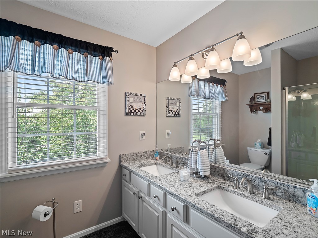 596 Longstreet Property Photo 35