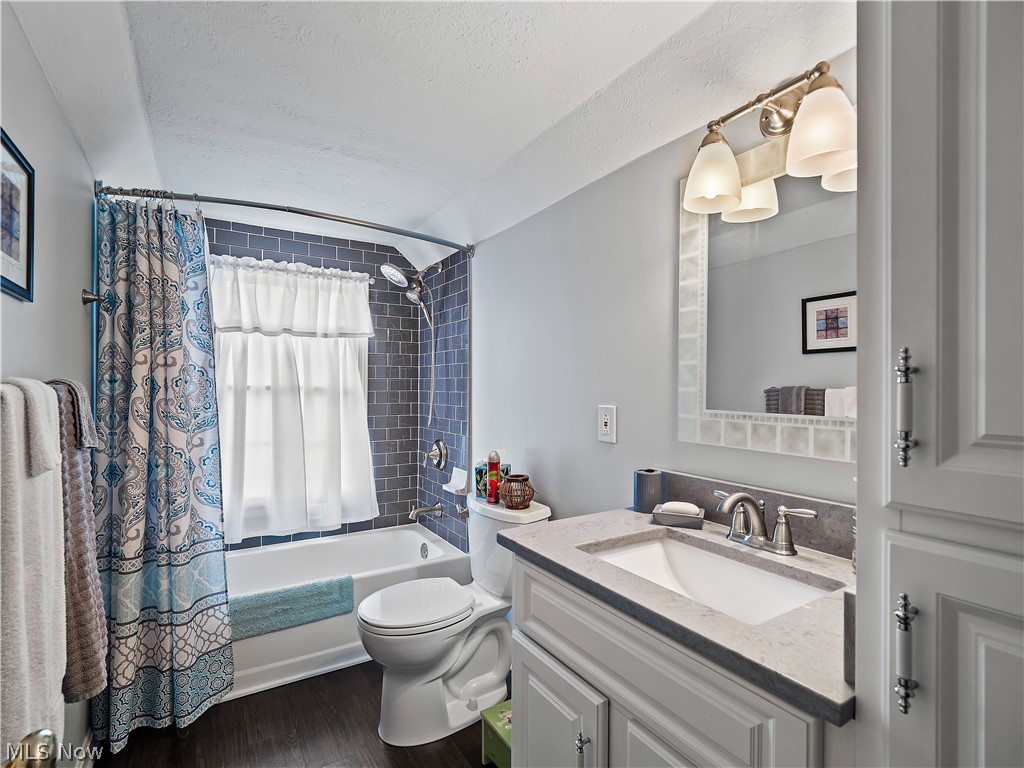 596 Longstreet Property Photo 37