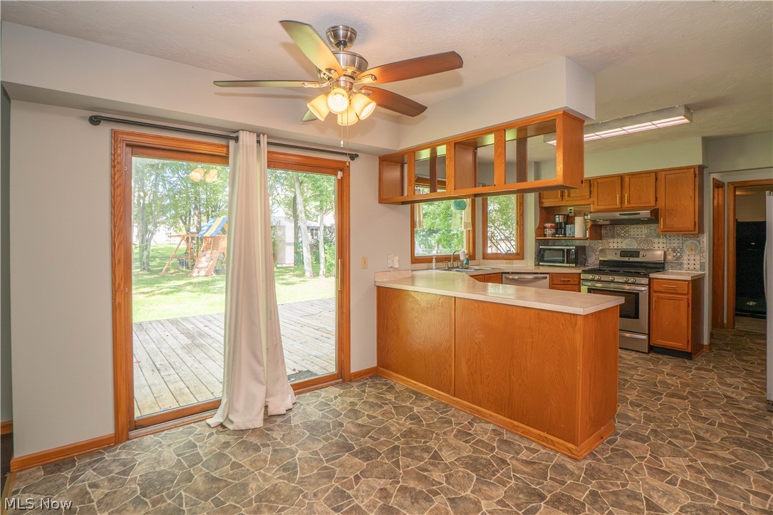 498 Herbert Road Property Photo 17