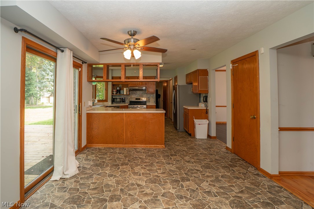 498 Herbert Road Property Photo 18