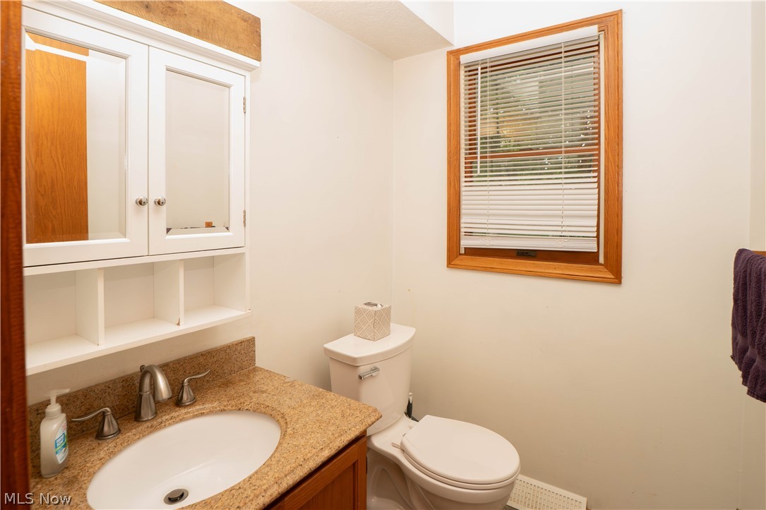 498 Herbert Road Property Photo 24