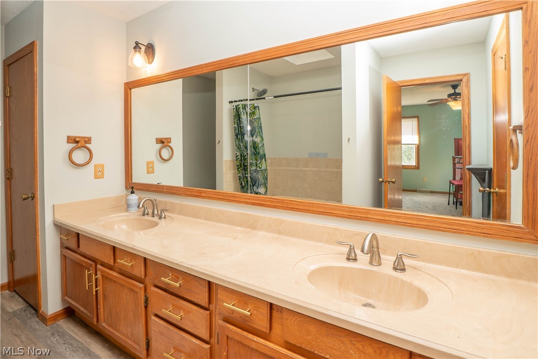 498 Herbert Road Property Photo 29