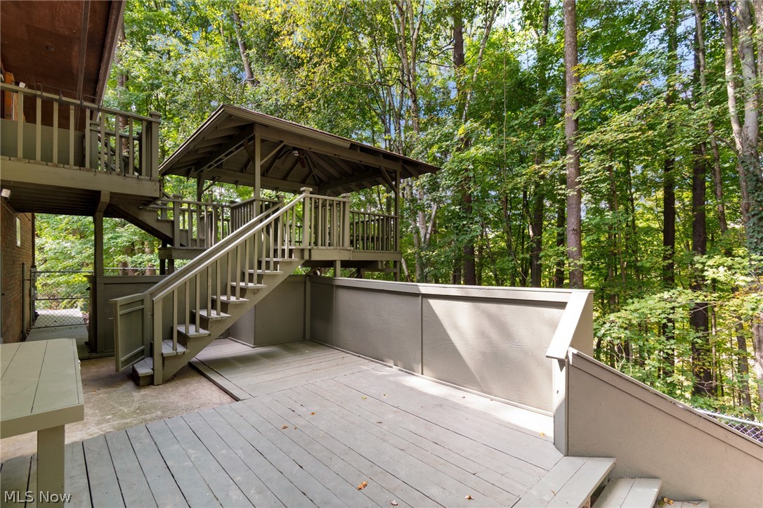 2440 Townsend Drive Property Photo 12