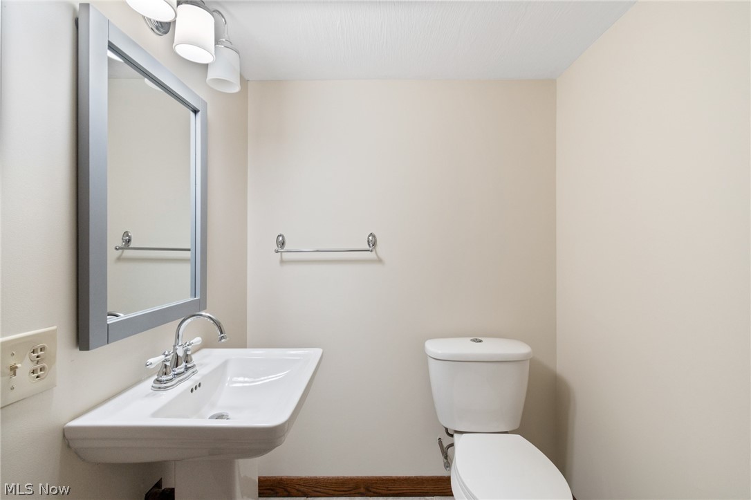 2440 Townsend Drive Property Photo 28