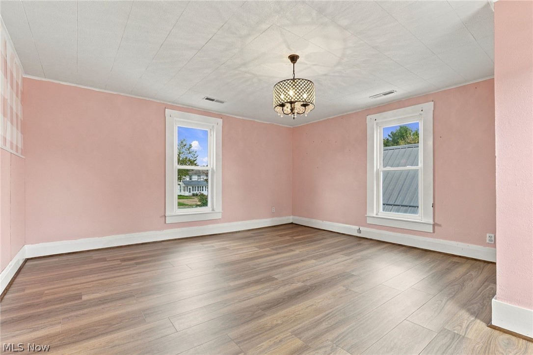49 W 8th Street Property Photo 20