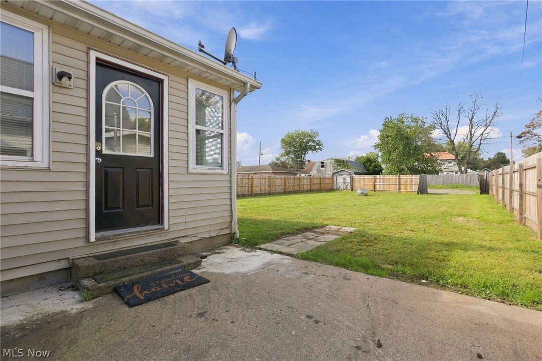 49 W 8th Street Property Photo 27