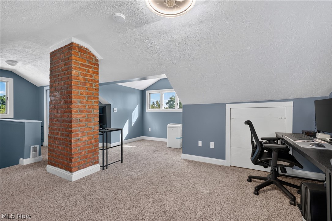 4434 Forestwood Drive Property Photo 17