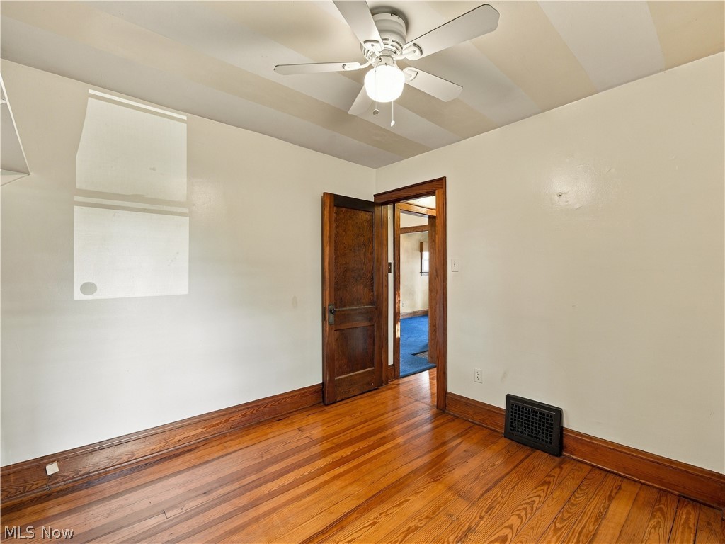 979 Iona Avenue Property Photo 22