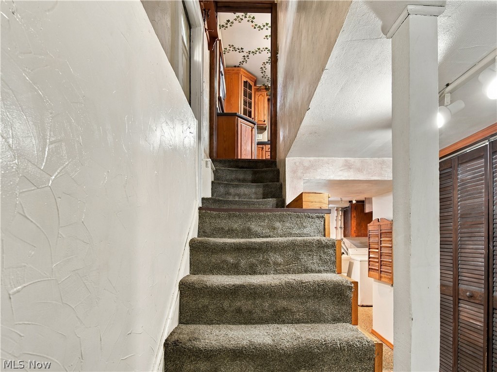 979 Iona Avenue Property Photo 26