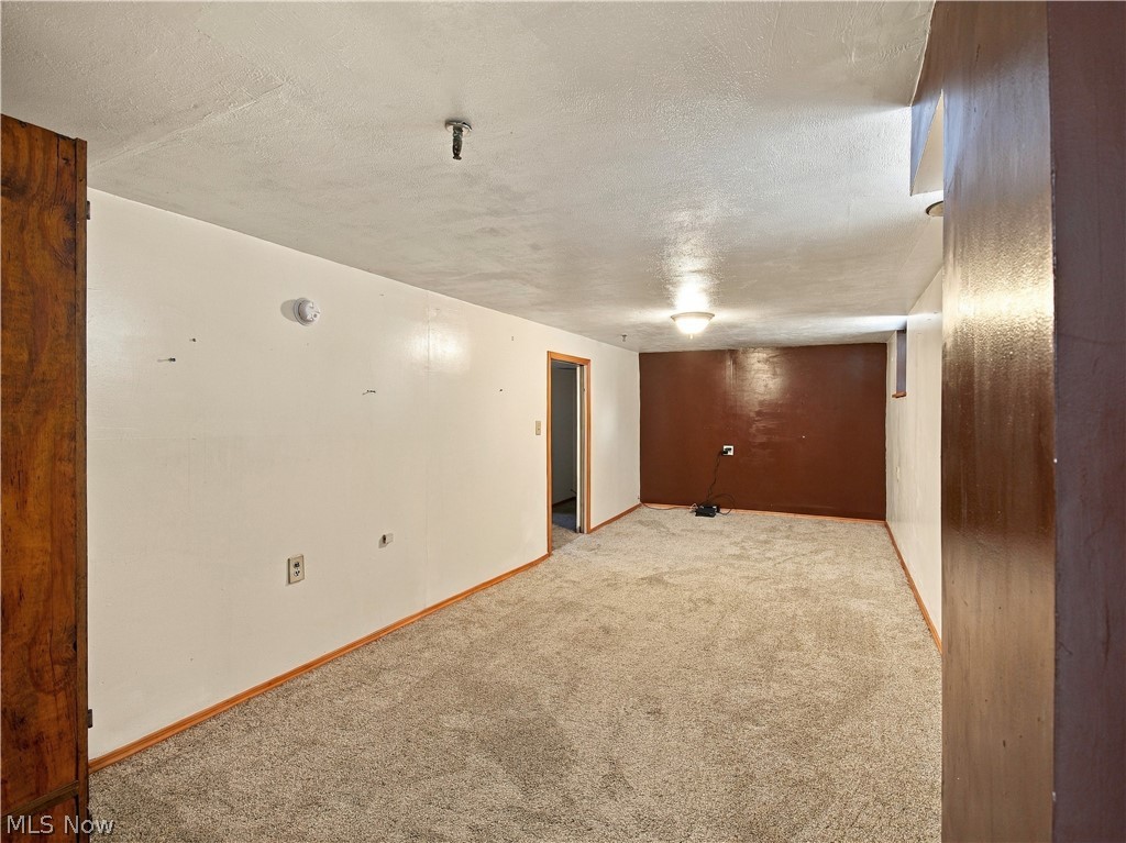 979 Iona Avenue Property Photo 28