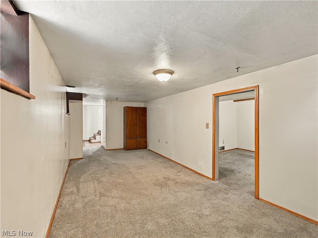 979 Iona Avenue Property Photo 30