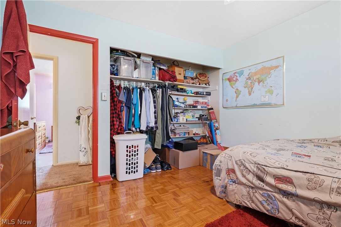 110 E 252nd Street Property Photo 35