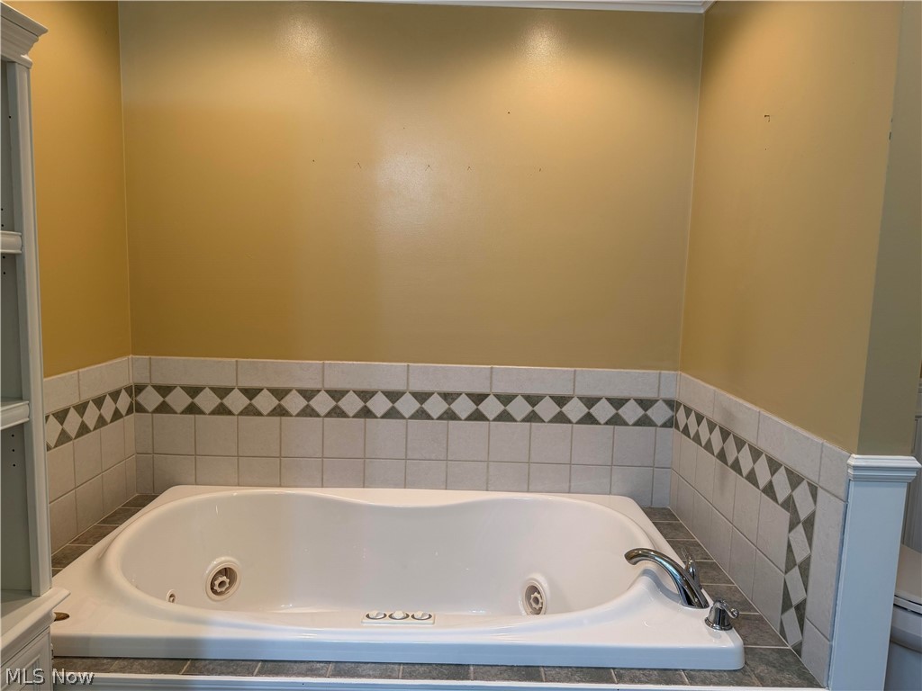 1283 Windward Lane Property Photo 17
