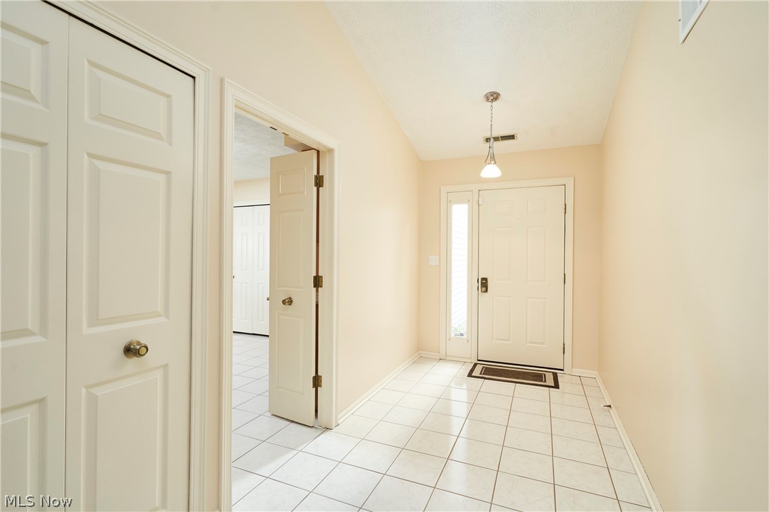 928 Sturbridge Drive Property Photo 5