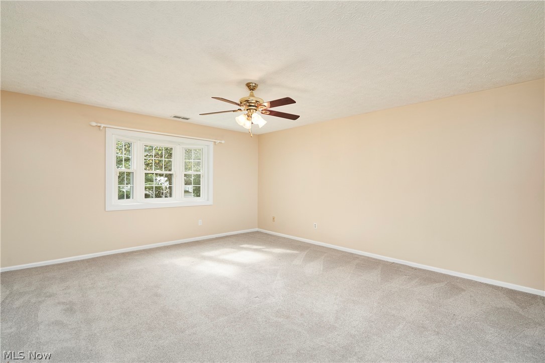 928 Sturbridge Drive Property Photo 13