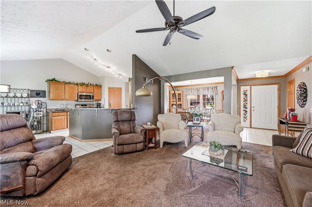 1009 E Reno Drive Property Photo 16