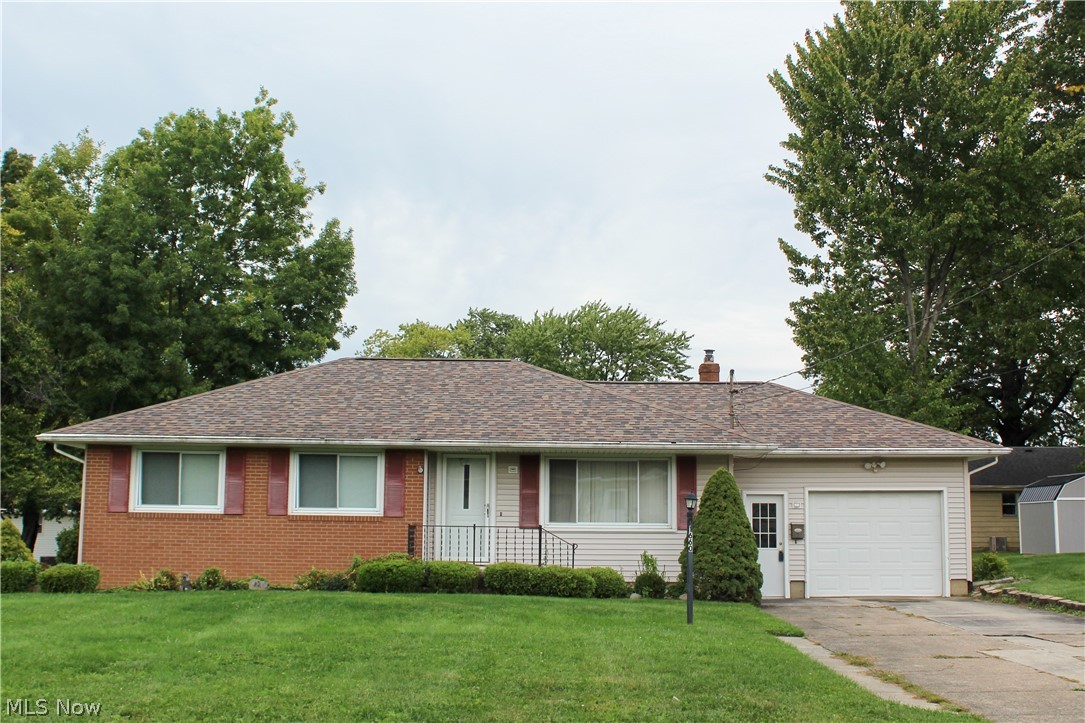 1660 Sequoya Drive Property Photo 1