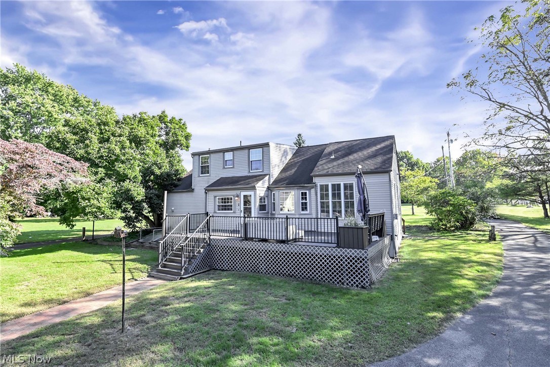 9327 Lake Shore Boulevard Property Photo 13