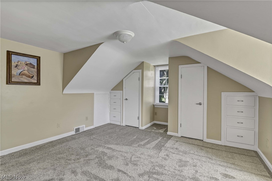 9327 Lake Shore Boulevard Property Photo 34