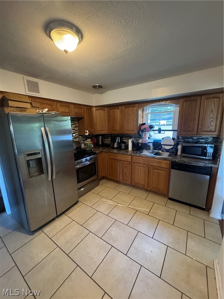 20704 Gardenview Drive Property Photo 2
