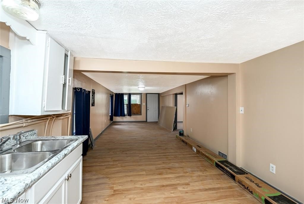916 Abington Road Property Photo 15