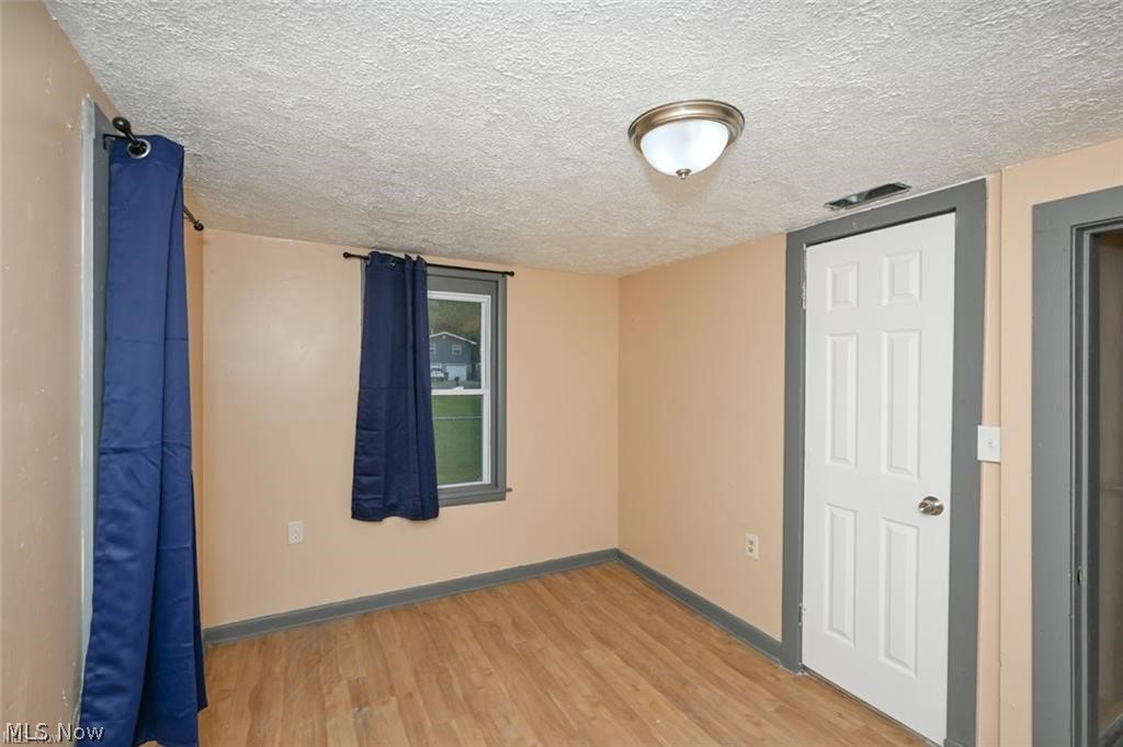 916 Abington Road Property Photo 16