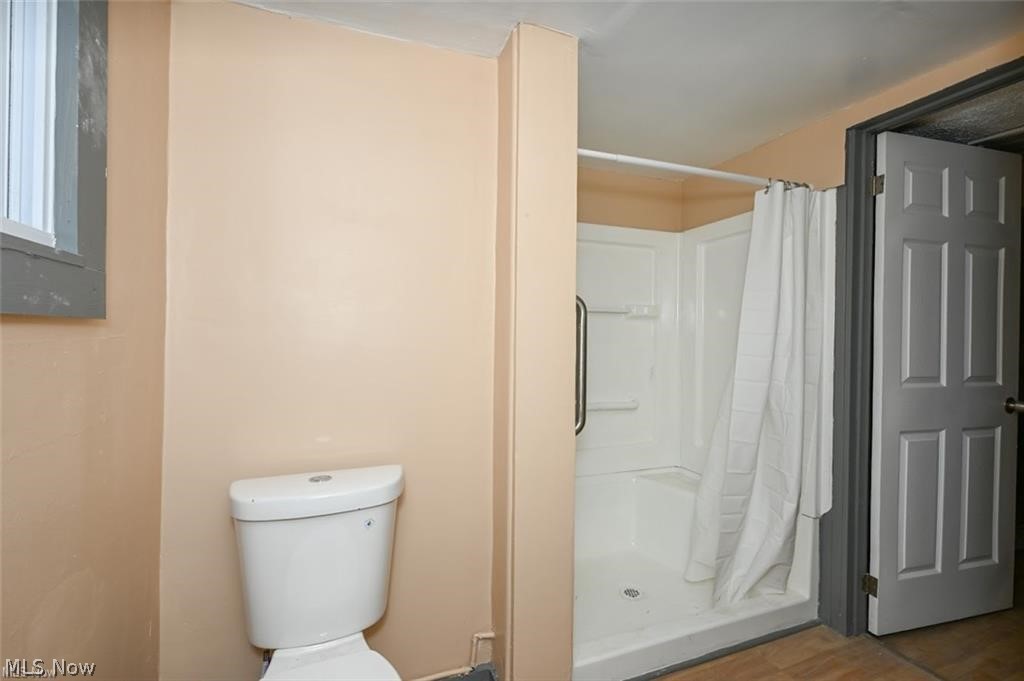 916 Abington Road Property Photo 24
