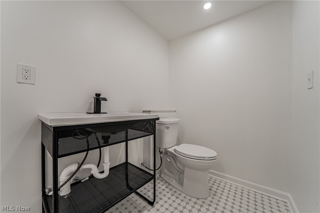 2640 Carmen Drive Property Photo 30