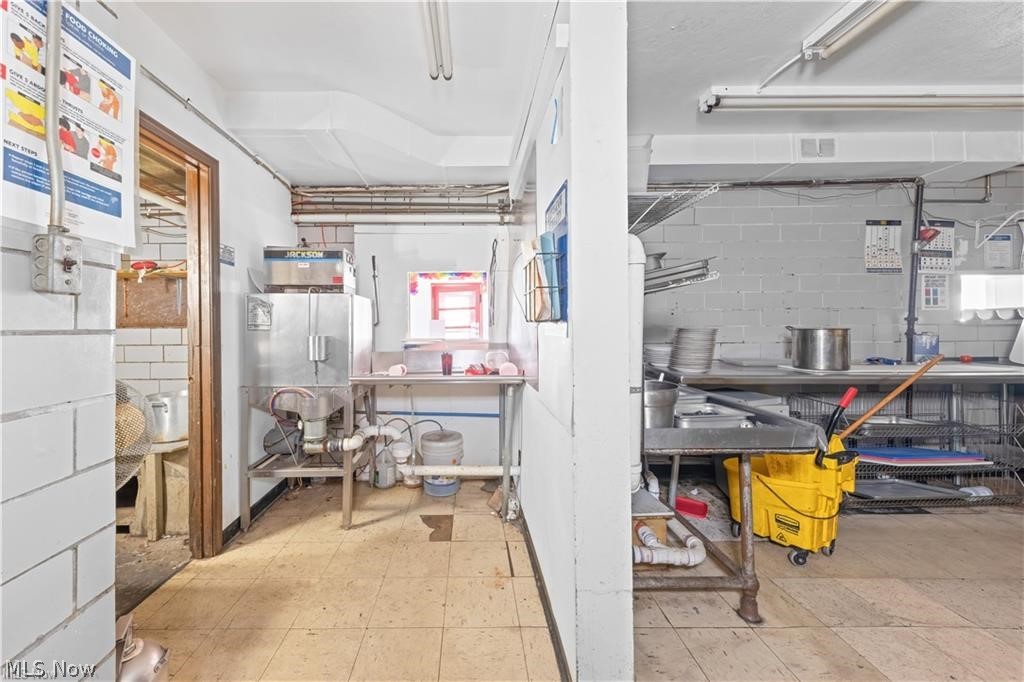 1494 Waterloo Road Property Photo 18