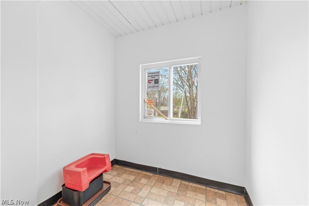1494 Waterloo Road Property Photo 20