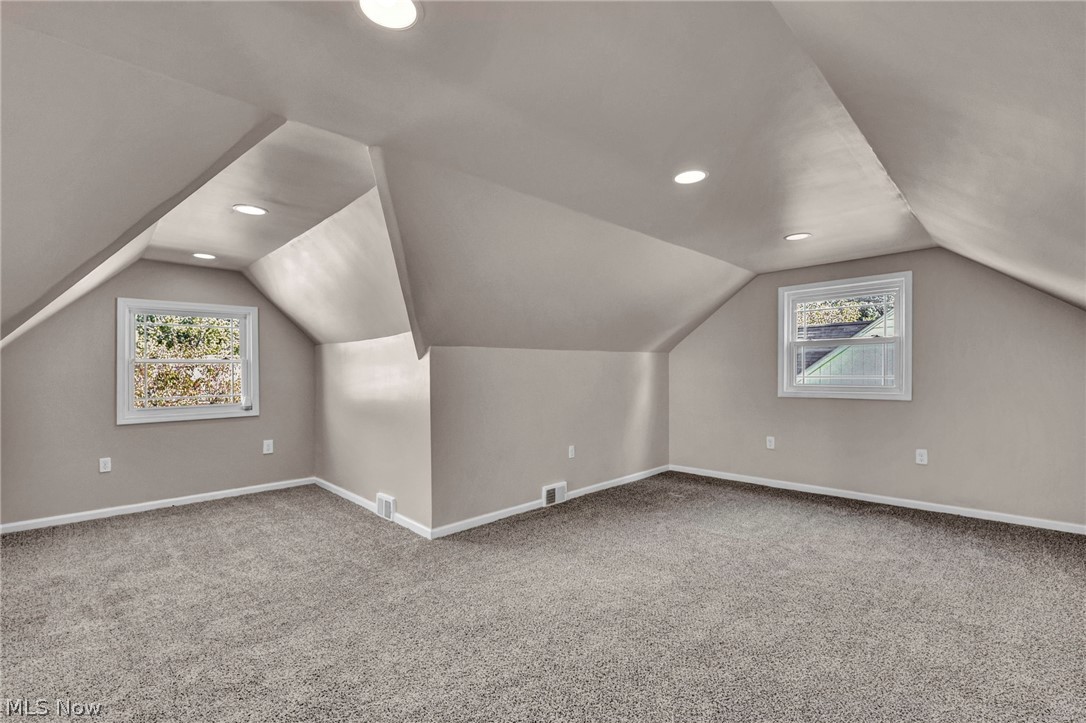 24940 Devoe Avenue Property Photo 10